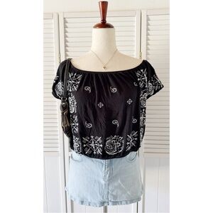 Express Black Stitch Patterned Shoer Sleeve Blouse Top
